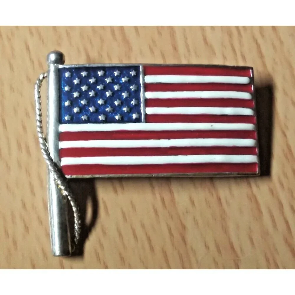 Enamel American Flag Lapel Pin USA Patriotic Silver Tone Hat Tie Tack Back VTG